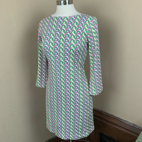 Melly M Small 3/4 Abstract Design Dress - Picture 1 of 12